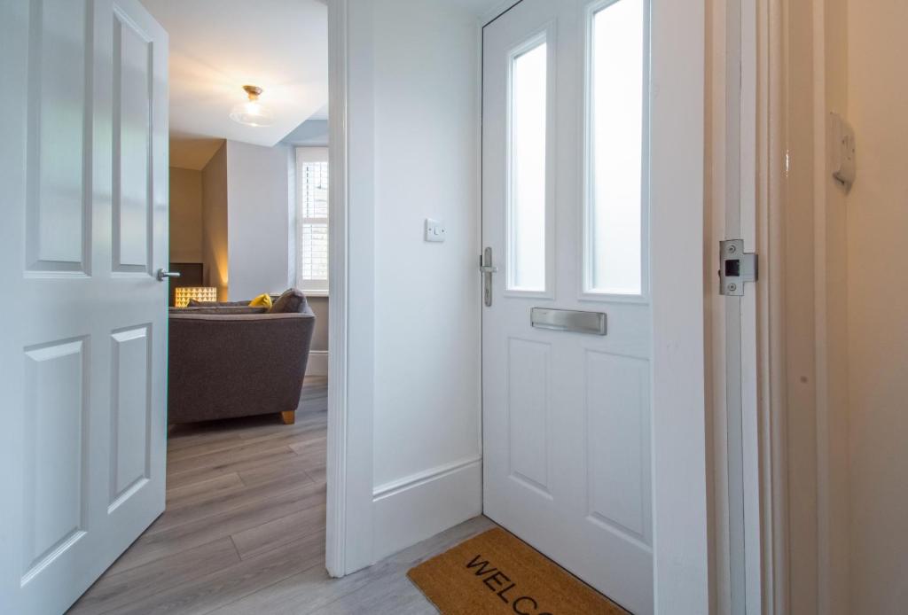 ONE MOORGATE VIEW room 2