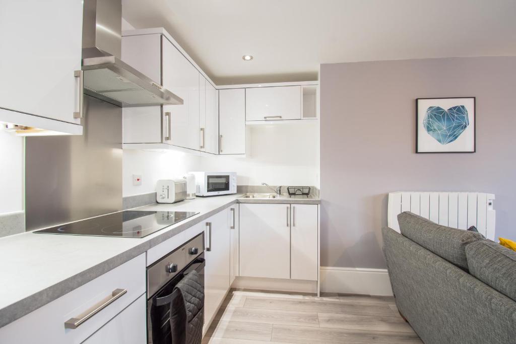 ONE MOORGATE VIEW room 3